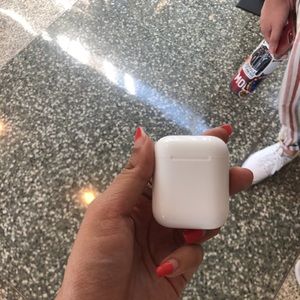 Apple AirPods Case